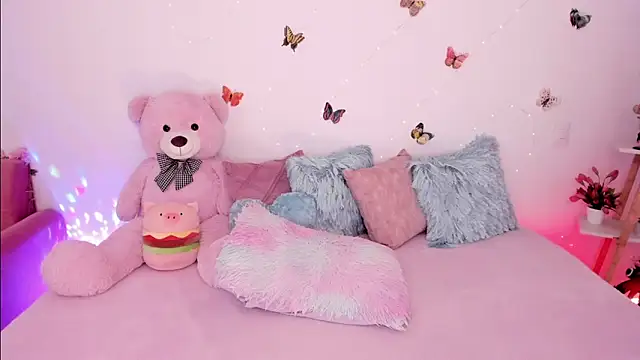 zara_uwu_ - Zara_uwu_'s free webcam