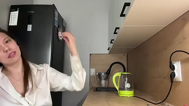 victoria1love - Victoria1Love's free webcam