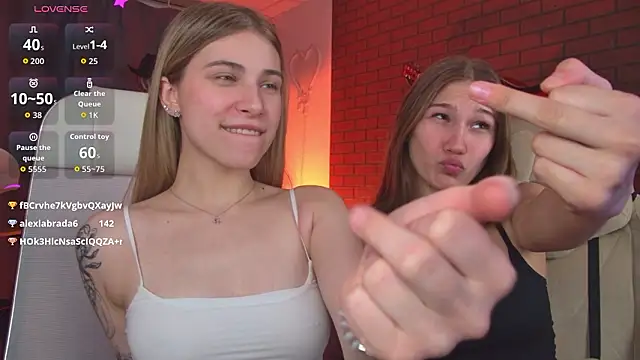 elliecutes - EllieCutes's free webcam