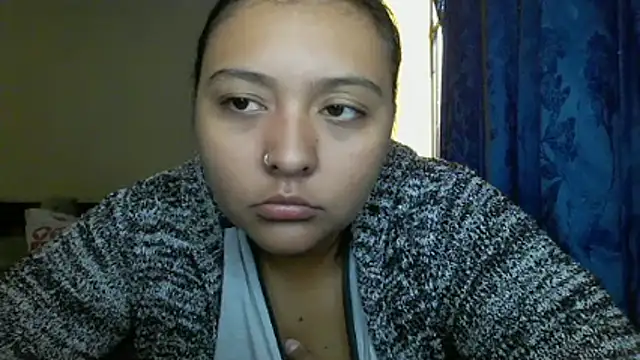 rush_rosee_150 - Rush_rosee_150's free webcam