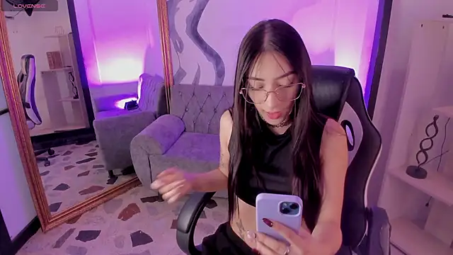 allicecopper - AlliceCopper's free webcam