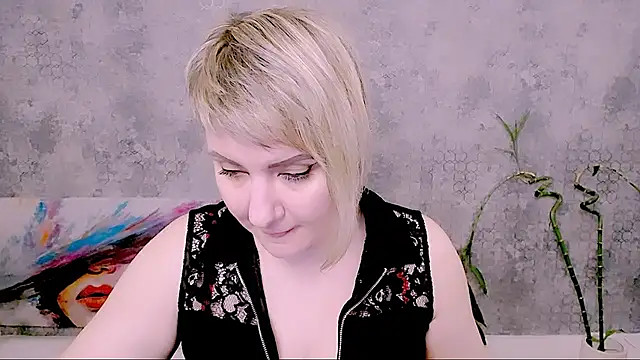 djullia - Djullia's free webcam