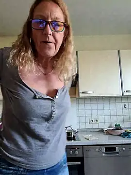 Preview of hotwifelyn68