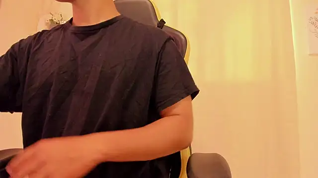 sexy_andres01 (M young) - show de cumin the chest