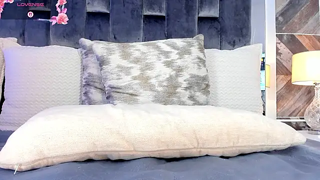 naylagrey - NaylaGrey's free webcam