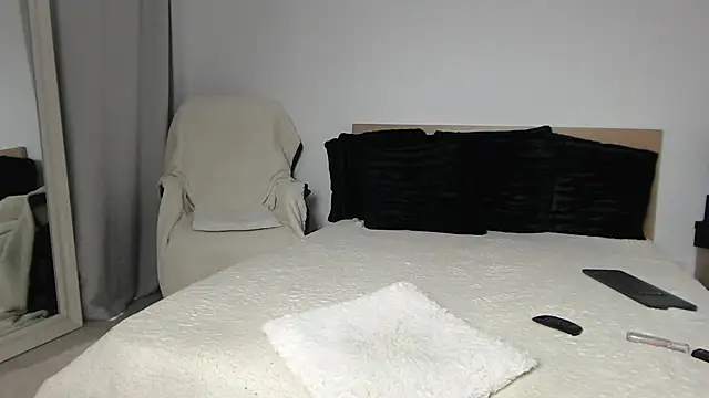 layla23a (F young) - Show you my skills(ride)