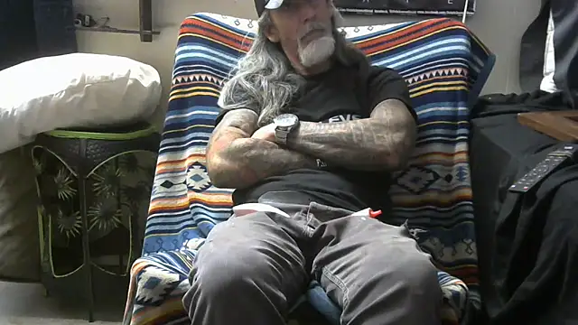 crassanova - Crassanova's free webcam - UK Sex Cams