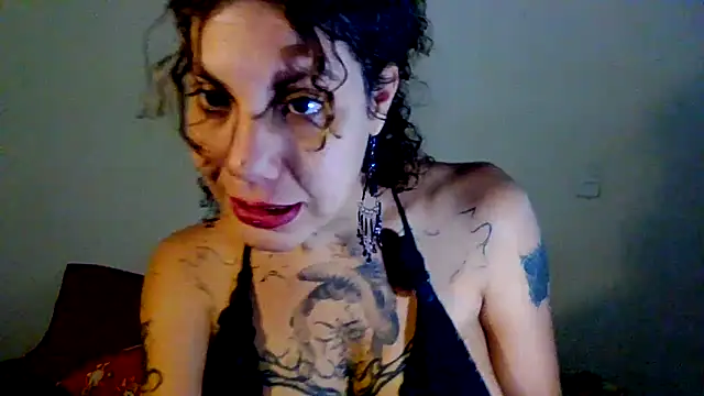 Submersidollx live sex cam