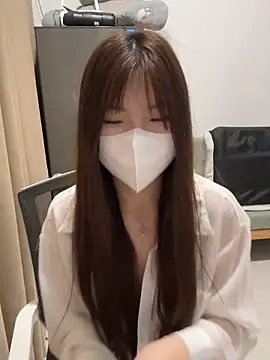 _xiaoxinxin_ (F young) - 重生之系统在手 气运之子不服来战!(转盘比大小)你转我摇