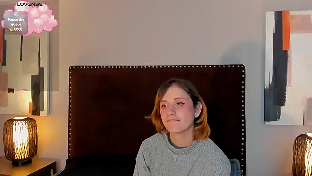 seraphine_star live sex cam