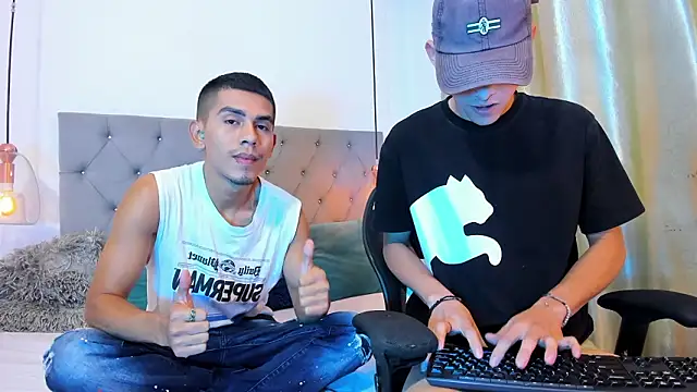 your_d0ll1 (M young) - rub dick