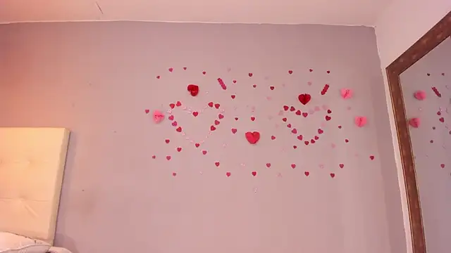 maia_w10 (F young) - Show sexy boobs + saliva