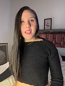 Webcam Model (_ISABELLA_HOT_)  is live.Free join now!