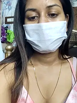 Webcam Model (its_sophiaa)  is live.Free join now!