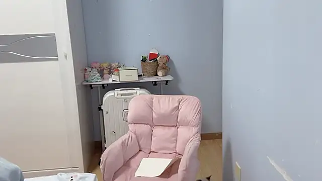 美女1X-NanNan在线直播