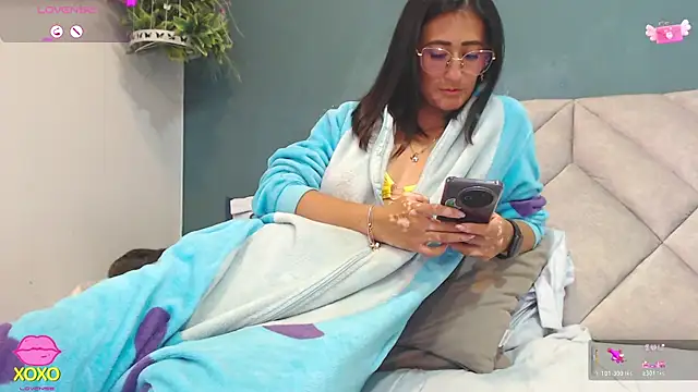 shariswillian - SharisWillian's free webcam