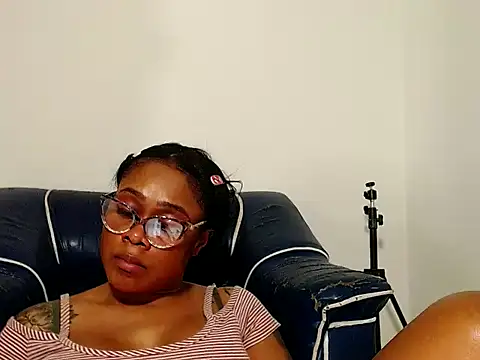alexiaao9 - Alexiaao9's free webcam