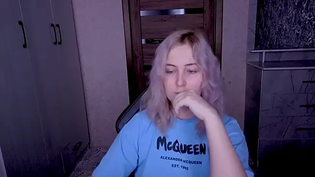 kristy-max - Kristy-Max's free webcam