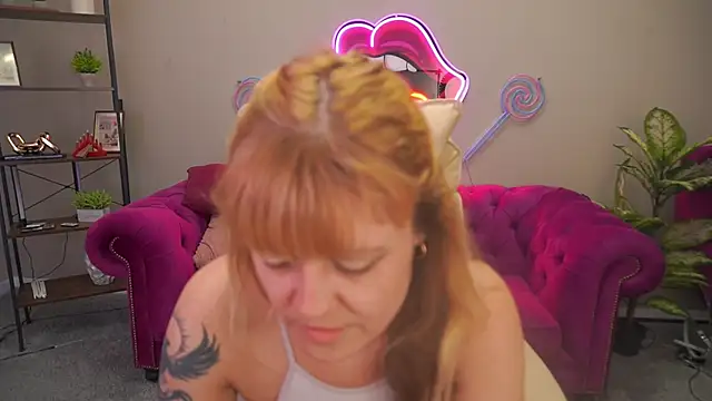 bellalapetit - BellaLaPetit's free webcam