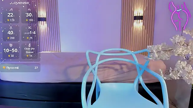 laylaember - LaylaEmber's free webcam