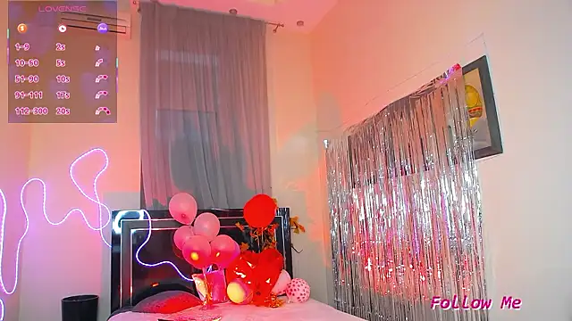 lillianhot68 - Lillianhot68's free webcam