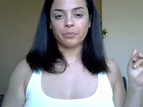 italianasisixx - ITALIANASISIXX's free webcam