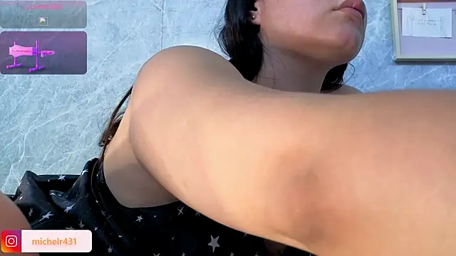 mia__reys - Mia__reys's free webcam - UK Sex Cams