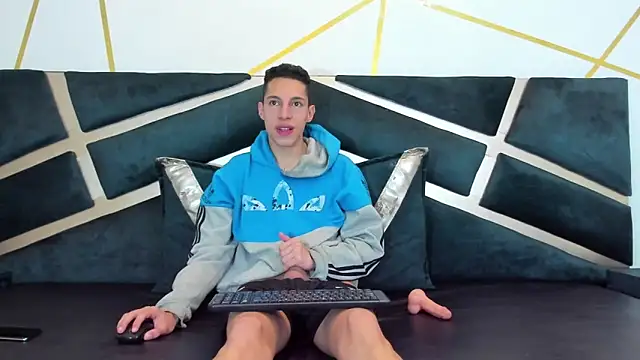 thiago19s - Thiago19s's free webcam - UK Sex Cams