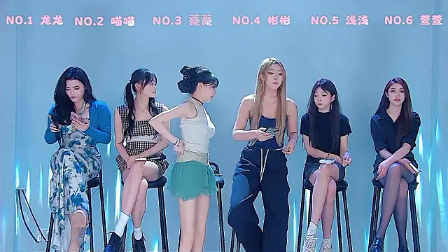 fox_815 - Fox_815's free webcam - UK Sex Cams