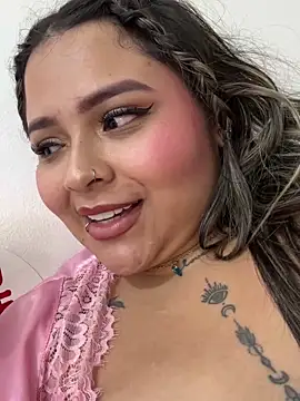 Webcam Model (ashley-swift-)  is live.Free join now!