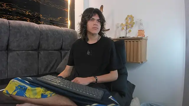 diamond_twink (M twink) - MASTURBATION