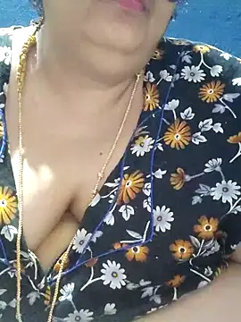 Webcam Model (tamilthanushri)  is live.Free join now!