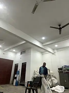 hardlysuck live sex cam