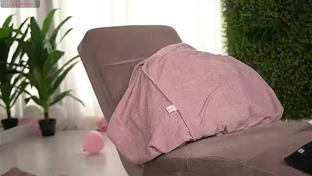 freyaheart (F young) - 🔥 Very hot