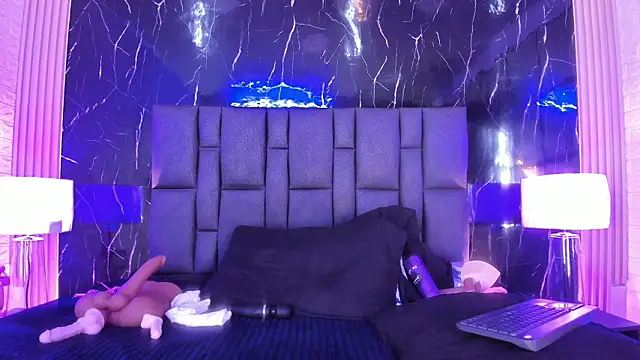 bustyglow (F young) - My Red Days🎈🎈