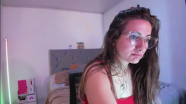 vanessabrown_ (F milf) - Doggy style and spank ass