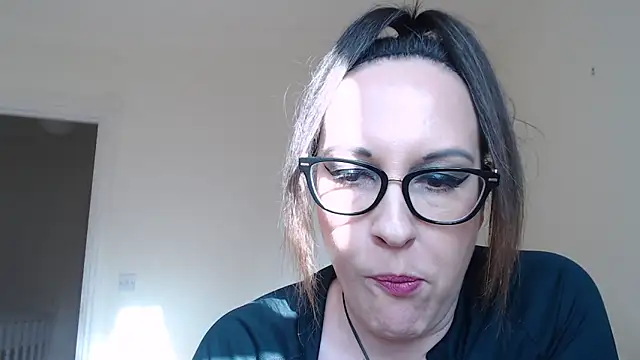 humiliatrixxxx - Humiliatrixxxx's free webcam - UK Sex Cams