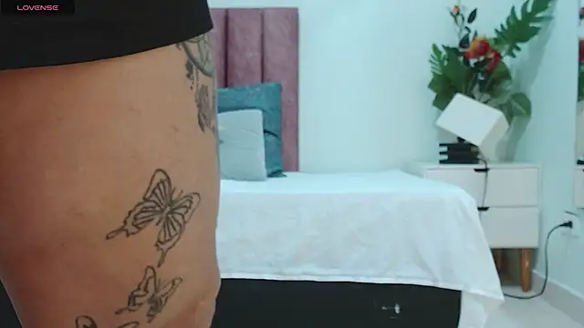 sophia_hadid (F milf) - masturbacion squirting