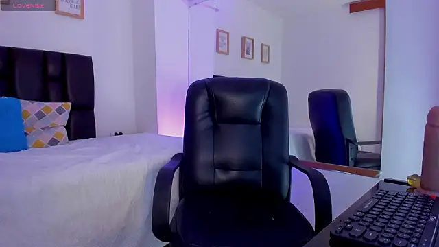 vanessa_gonzaless live sex cam