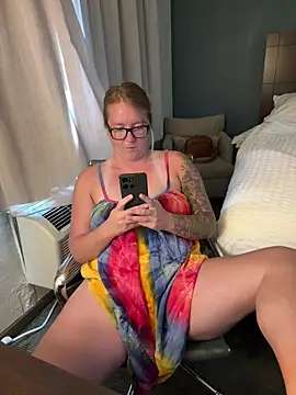 _ElizabethLove_ live cam profile