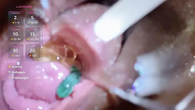 yueyue2003's live cam