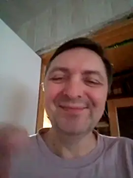 pokaz2020 (M mature) - Cum on cheeks in public