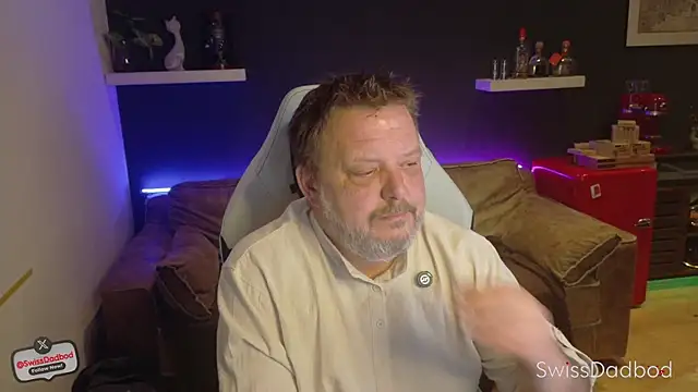 swissdadbod (M mature) - For tickets to meet with Mystery Girl 🤭