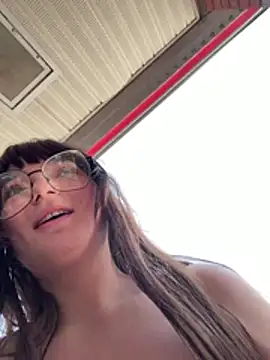 urpuppymoon (F young) - SQUIRT IN PUBLIC BATHROOM 👀