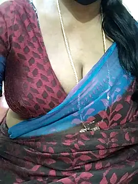 Webcam Model (shobini)  is live.Free join now!