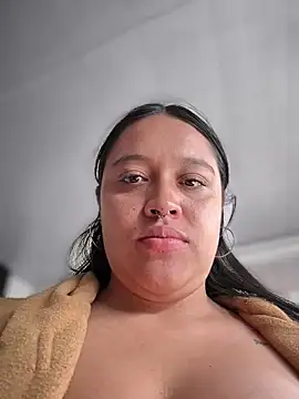 -Mia1 live cam profile