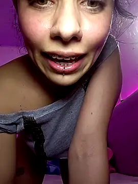 Webcam Model (Hairy_ptt) is live