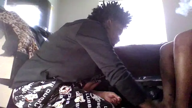 dezzidavill - Dezzidavill's free webcam