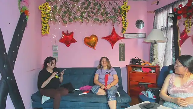 lesbiancuple live sex cam