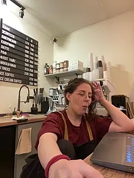 cinnabon_ (G young) - MAKE MY PUSSY WET AT MY WORK